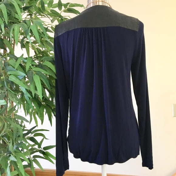 CAbi Navy Blue Faux Leather Panels Tunic Size M - Picture 3 of 10